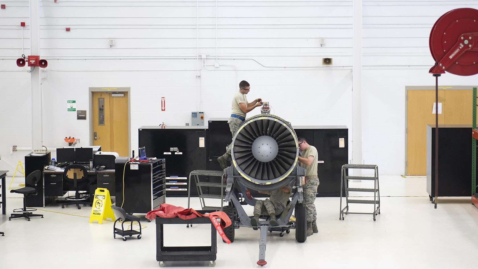 Aircraft Maintenance Officer Requirements and Benefits U.S. Air Force